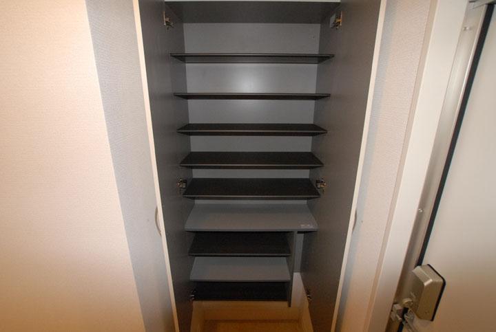 シューズボックス