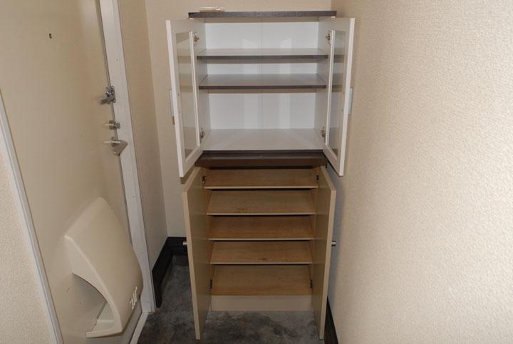 シューズボックス