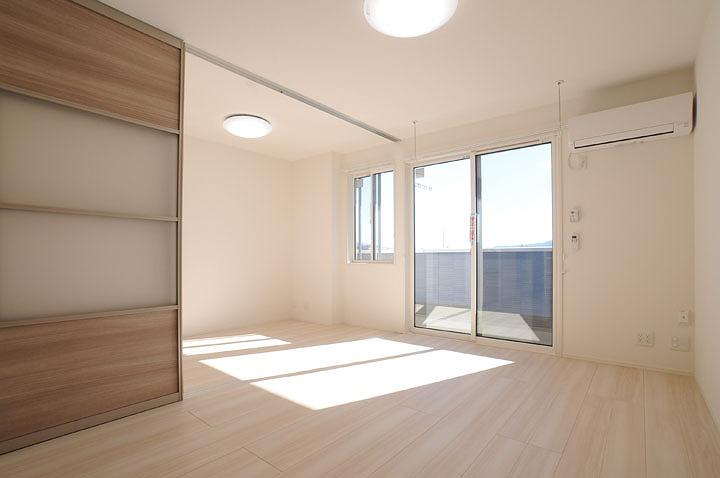 ﾘﾋﾞﾝｸﾞﾀﾞｲﾆﾝｸﾞｷｯﾁﾝ