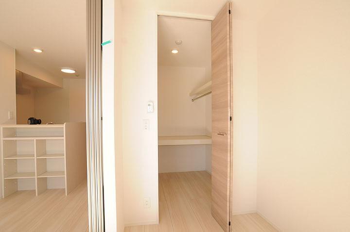 ｳｫｰｸｲﾝｸﾛｰｾﾞｯﾄ