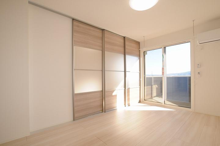 ﾘﾋﾞﾝｸﾞﾀﾞｲﾆﾝｸﾞｷｯﾁﾝ