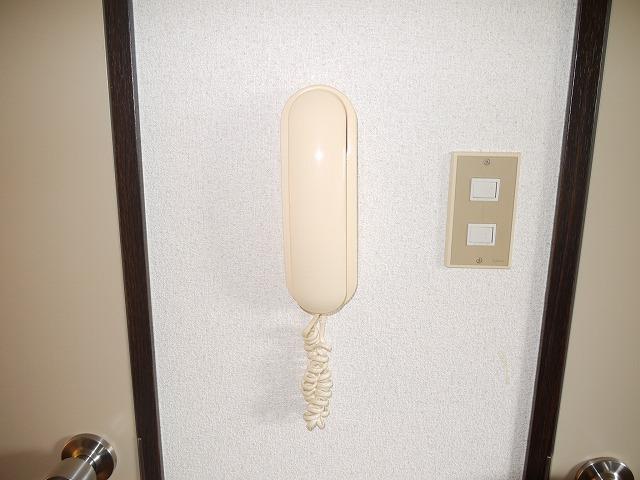 インターホン