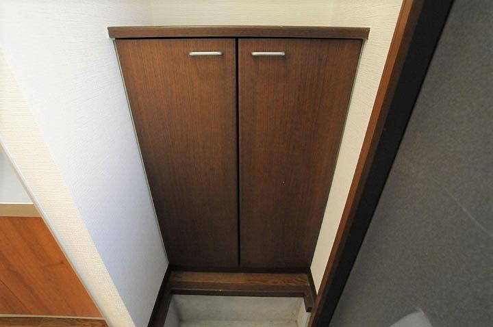 シューズボックス