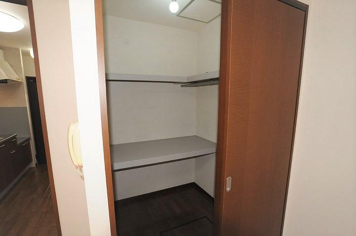 ｳｫｰｸｲﾝｸﾛｰｾﾞｯﾄ