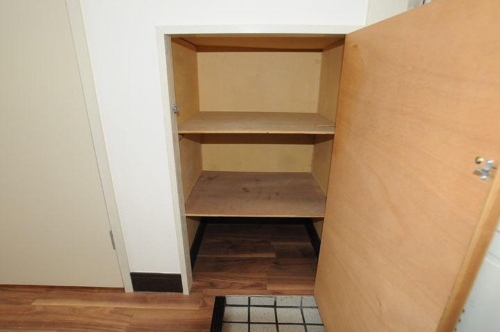 シューズボックス