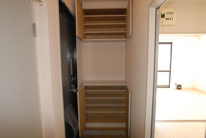 シューズボックス