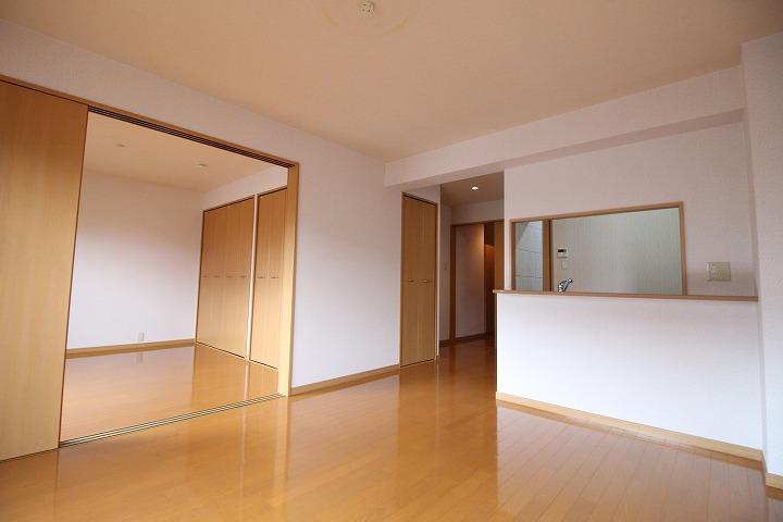 ﾘﾋﾞﾝｸﾞﾀﾞｲﾆﾝｸﾞｷｯﾁﾝ