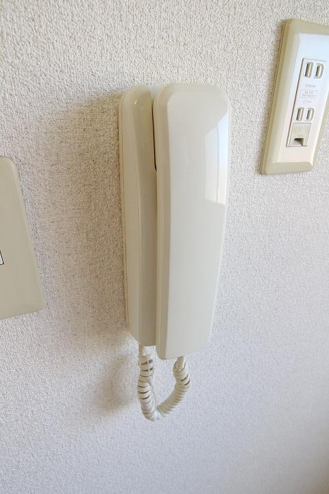 インターホン