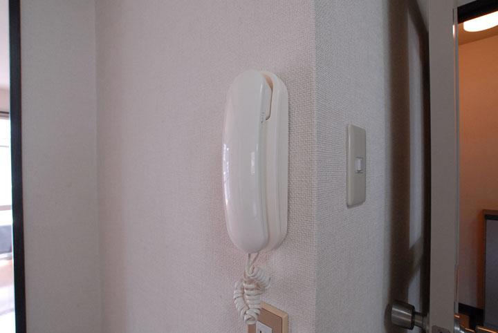 インターホン