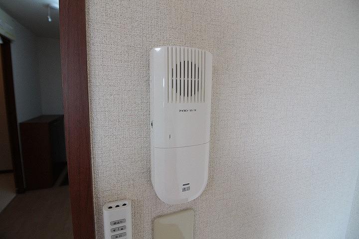 インターホン