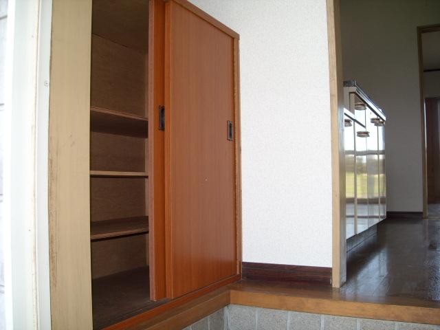 シューズボックス