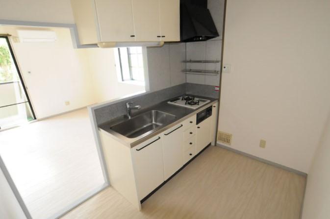 ﾘﾋﾞﾝｸﾞﾀﾞｲﾆﾝｸﾞｷｯﾁﾝ