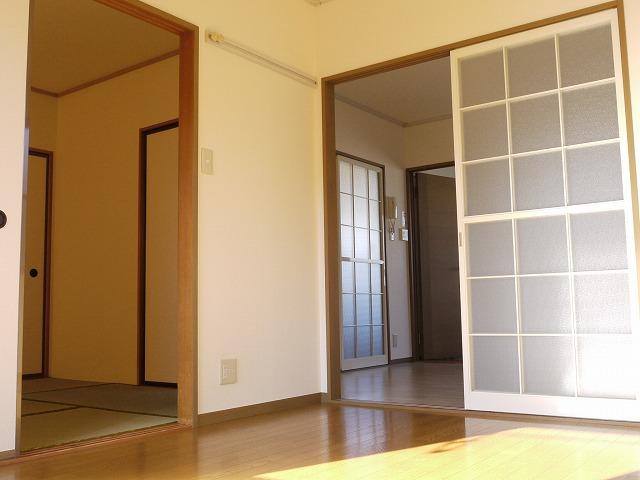 洋室2