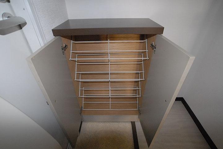 シューズボックス