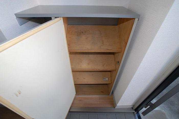 シューズボックス