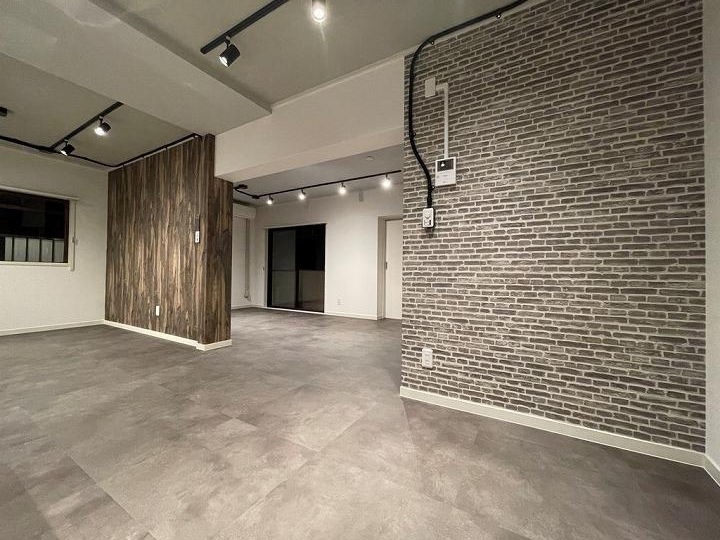 ﾘﾋﾞﾝｸﾞﾀﾞｲﾆﾝｸﾞｷｯﾁﾝ