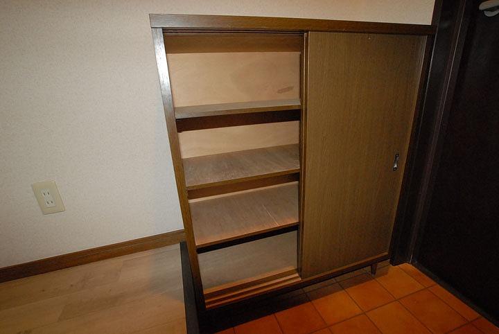 シューズボックス