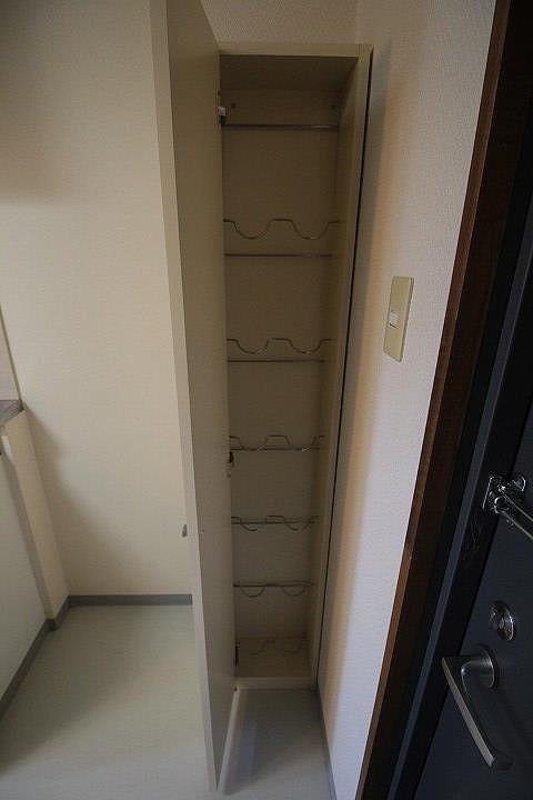 シューズボックス