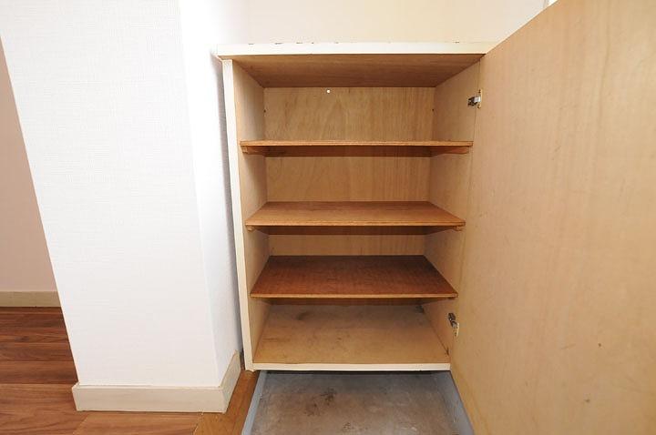 シューズボックス