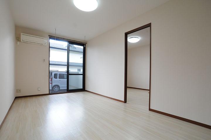 ﾘﾋﾞﾝｸﾞﾀﾞｲﾆﾝｸﾞｷｯﾁﾝ