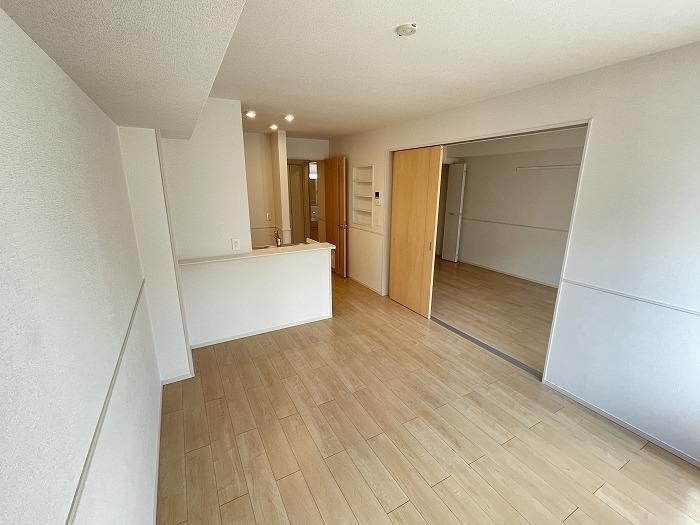 ﾘﾋﾞﾝｸﾞﾀﾞｲﾆﾝｸﾞｷｯﾁﾝ