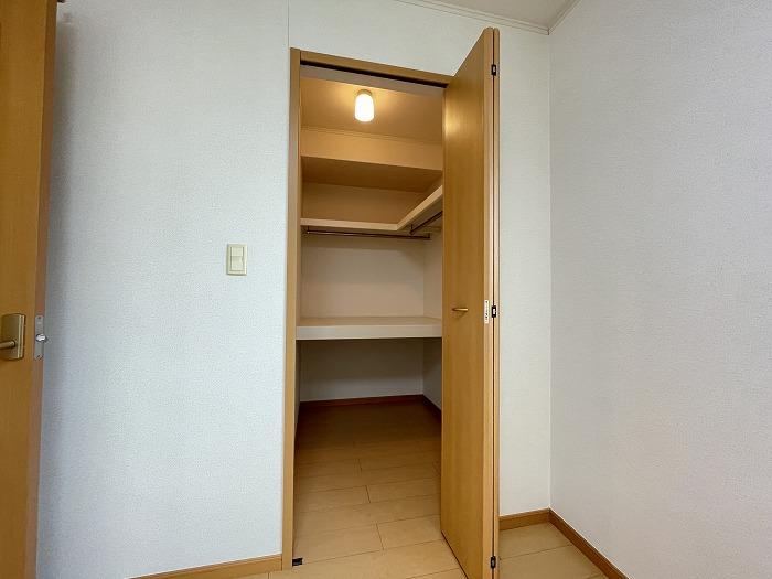 ｳｫｰｸｲﾝｸﾛｰｾﾞｯﾄ