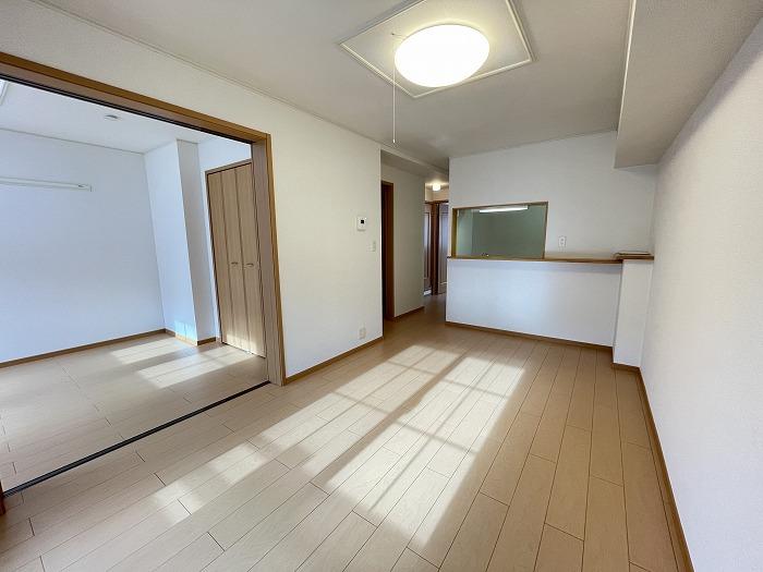 ﾘﾋﾞﾝｸﾞﾀﾞｲﾆﾝｸﾞｷｯﾁﾝ