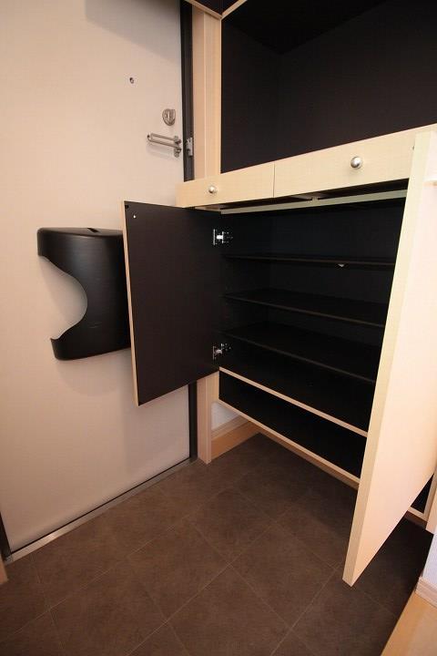 シューズボックス