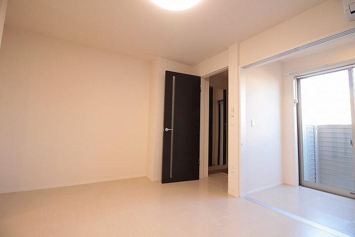 ﾘﾋﾞﾝｸﾞﾀﾞｲﾆﾝｸﾞｷｯﾁﾝ