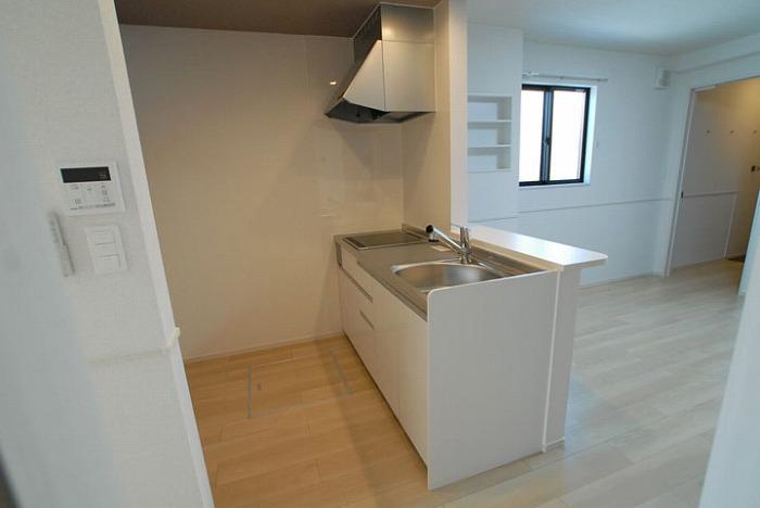 ﾘﾋﾞﾝｸﾞﾀﾞｲﾆﾝｸﾞｷｯﾁﾝ