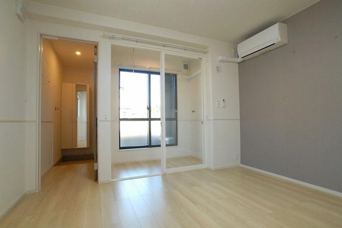 ﾘﾋﾞﾝｸﾞﾀﾞｲﾆﾝｸﾞｷｯﾁﾝ