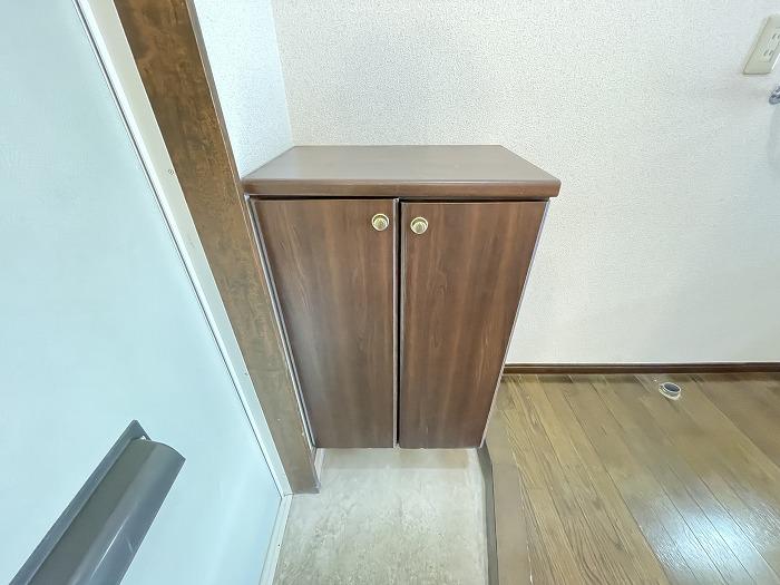 シューズボックス