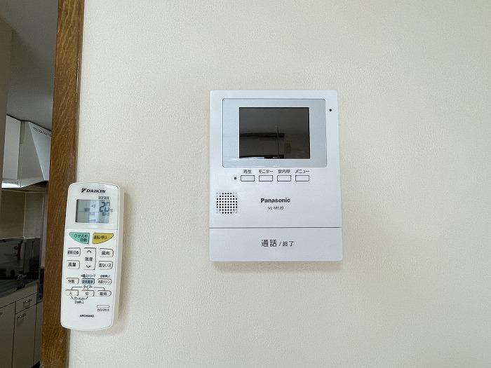 モニタ付インターホン