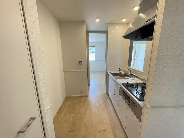 ﾘﾋﾞﾝｸﾞﾀﾞｲﾆﾝｸﾞｷｯﾁﾝ