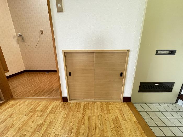 シューズボックス
