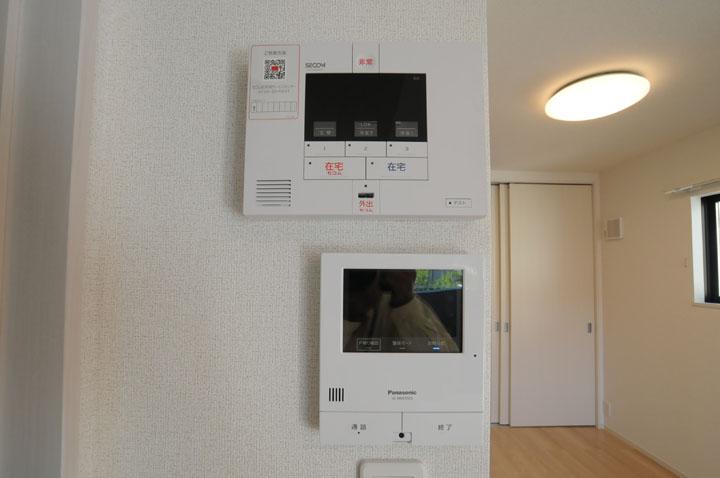 モニタ付インターホン