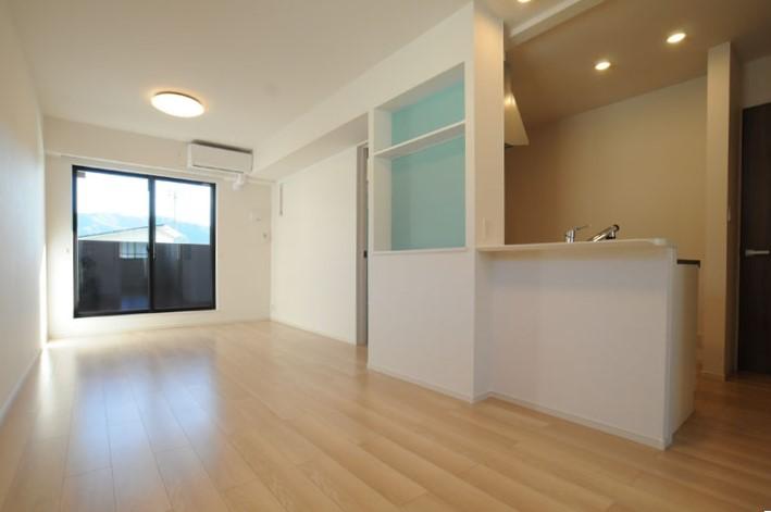 ﾘﾋﾞﾝｸﾞﾀﾞｲﾆﾝｸﾞｷｯﾁﾝ