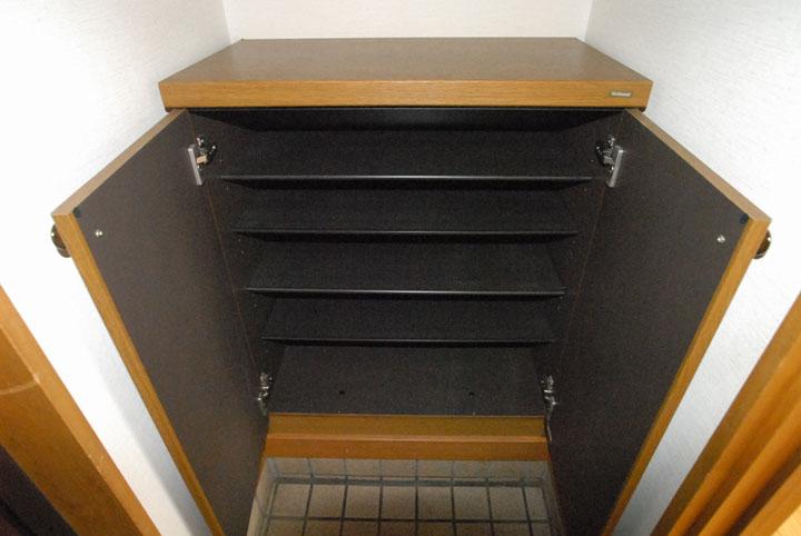 シューズボックス