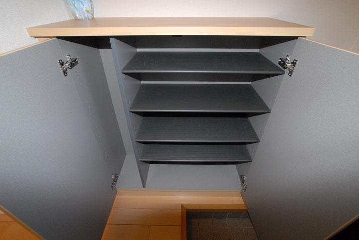 シューズボックス