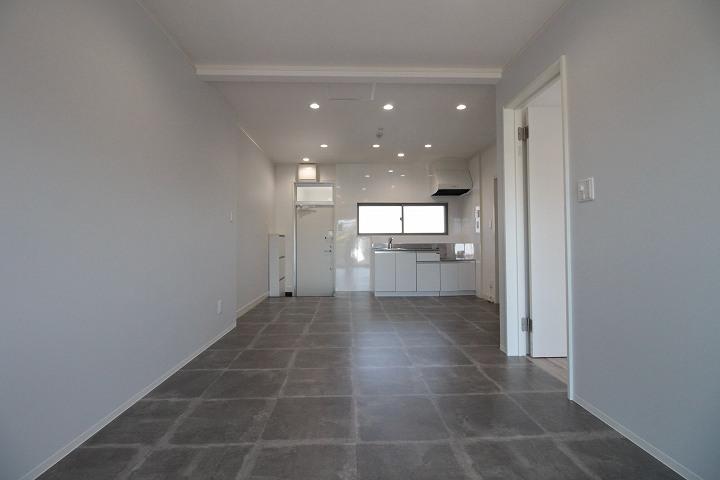 ﾘﾋﾞﾝｸﾞﾀﾞｲﾆﾝｸﾞｷｯﾁﾝ