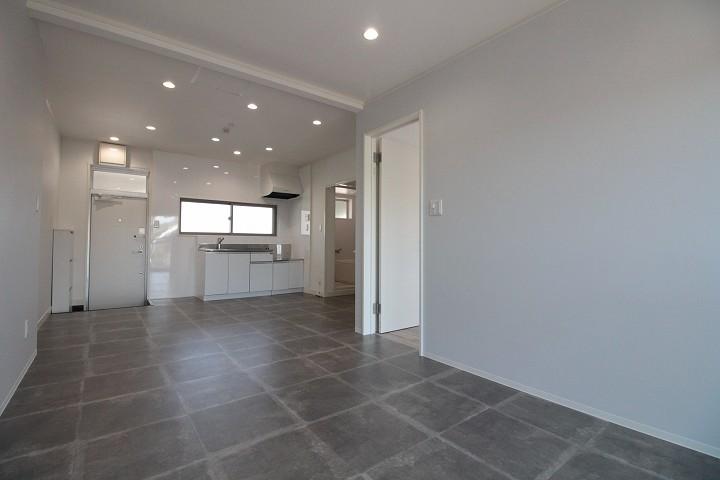 ﾘﾋﾞﾝｸﾞﾀﾞｲﾆﾝｸﾞｷｯﾁﾝ