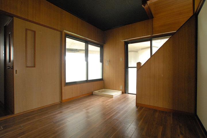 サービスルーム