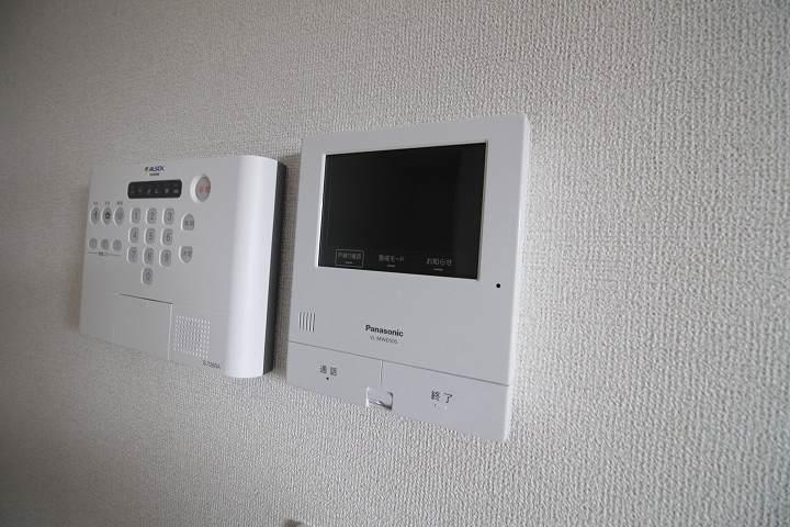 モニタ付インターホン