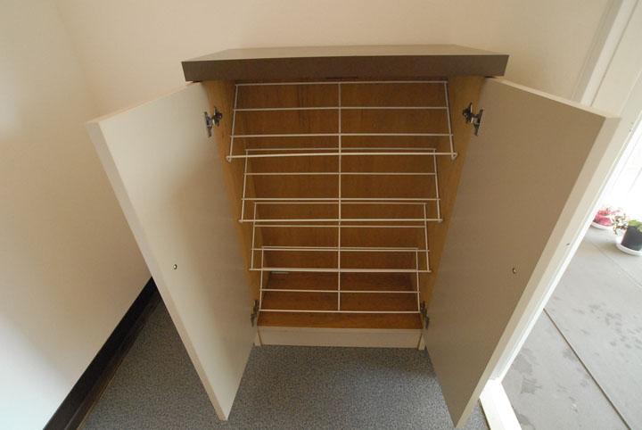 シューズボックス