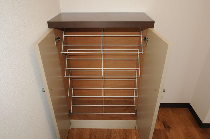 シューズボックス