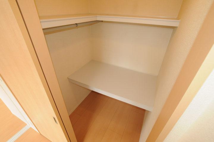 ｳｫｰｸｲﾝｸﾛｰｾﾞｯﾄ