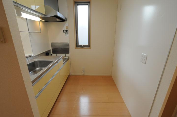 ﾘﾋﾞﾝｸﾞﾀﾞｲﾆﾝｸﾞｷｯﾁﾝ