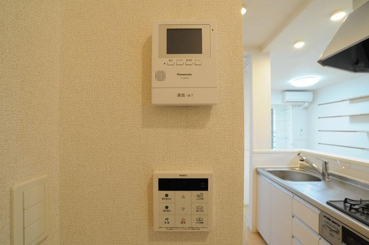 モニタ付インターホン