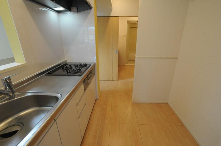 ﾘﾋﾞﾝｸﾞﾀﾞｲﾆﾝｸﾞｷｯﾁﾝ