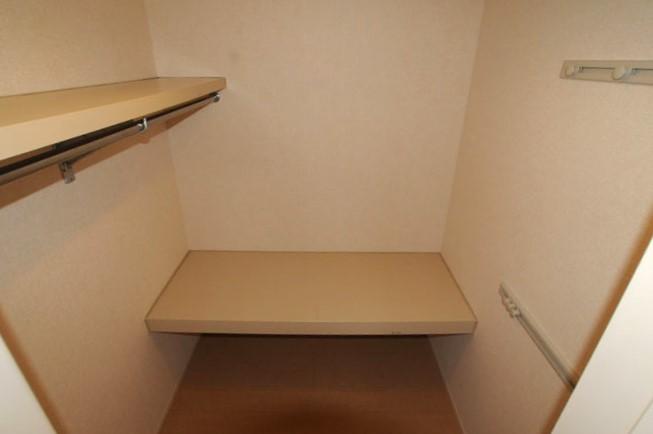 ｳｫｰｸｲﾝｸﾛｰｾﾞｯﾄ